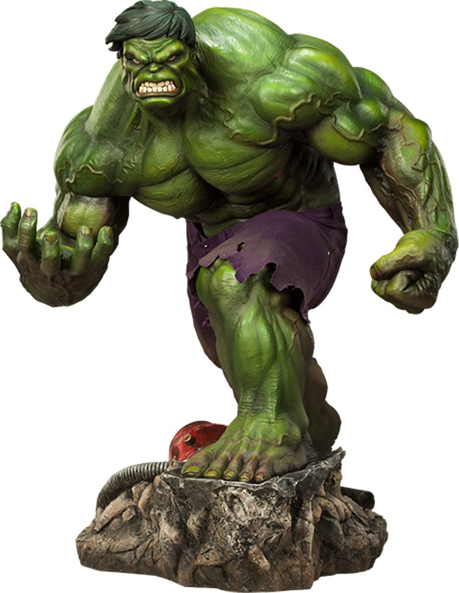 Incredible Hulk Premium Format Figure