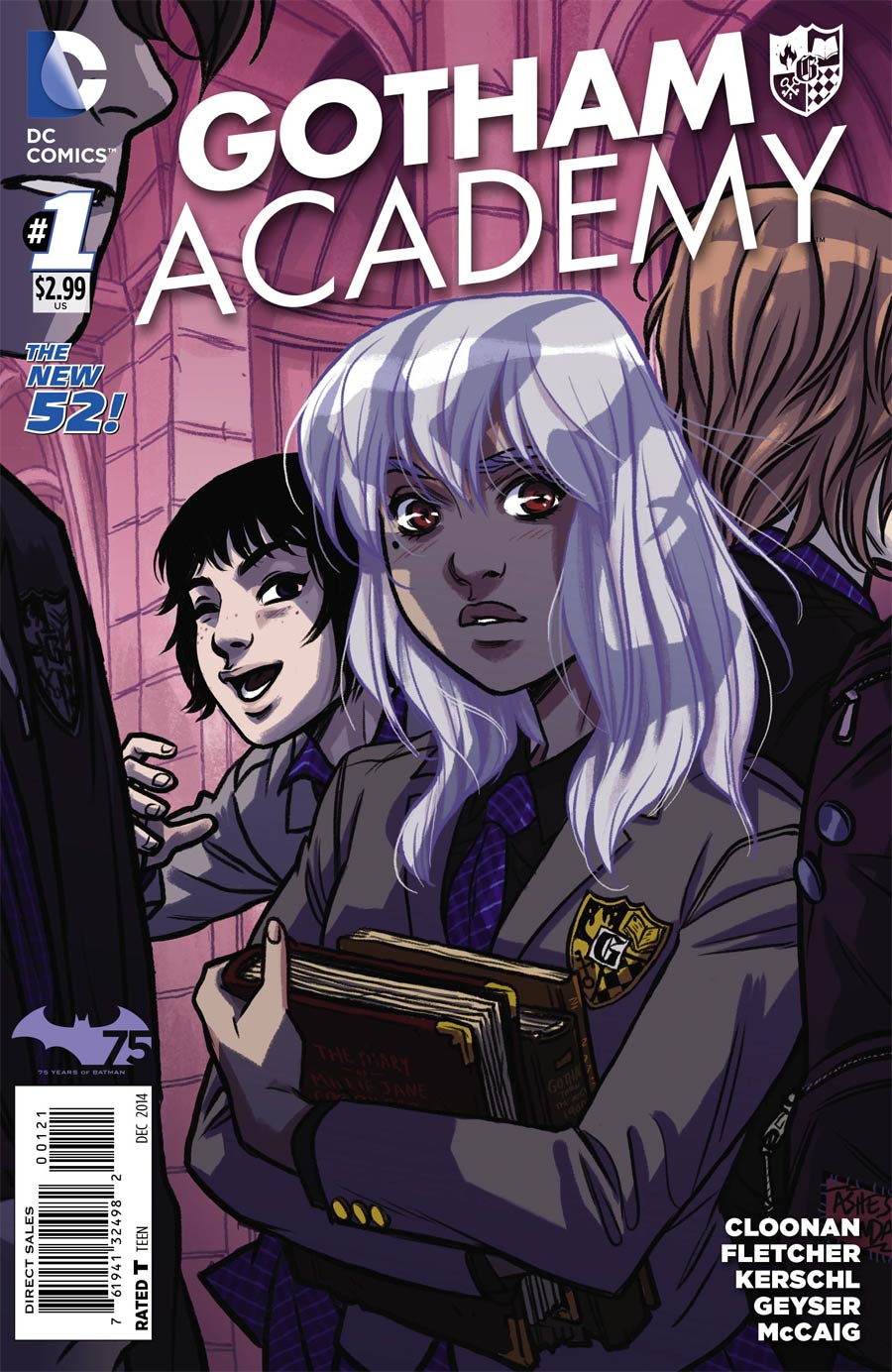 Gotham Academy #1 Cover B Incentive Becky Cloonan Variant Cover