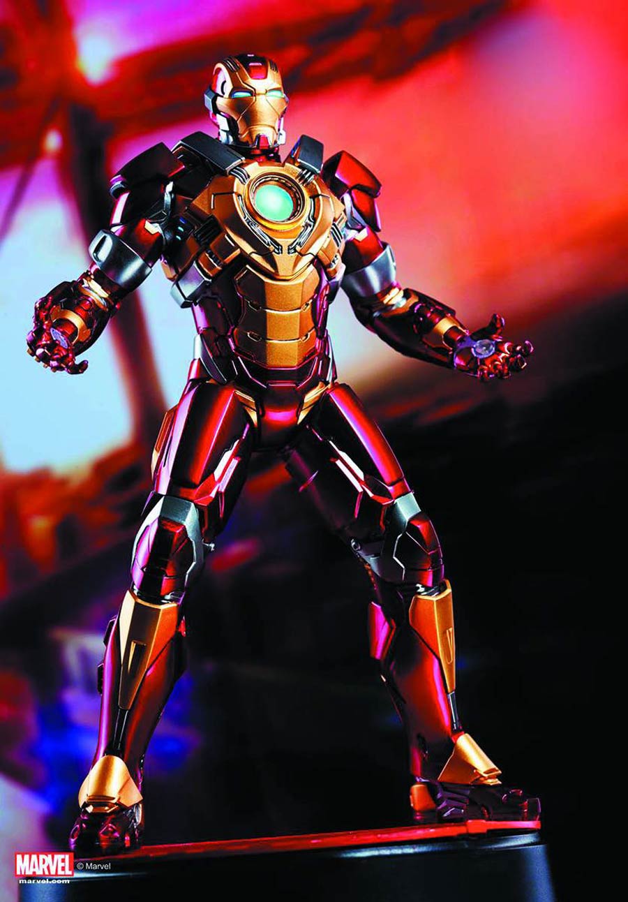 Iron Man 3 Mark XVII Heartbreaker 1/9 Scale Model Kit