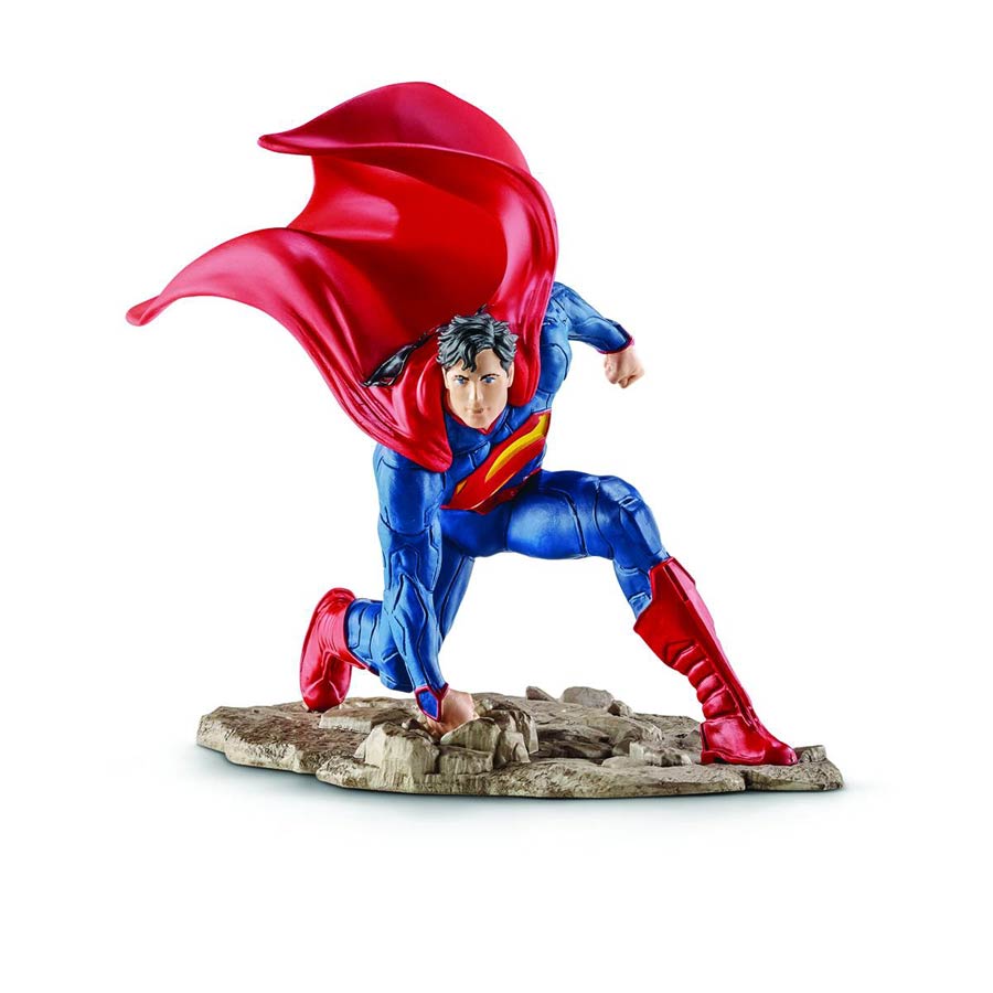 DC Heroes PVC Figurine - Superman Kneeling