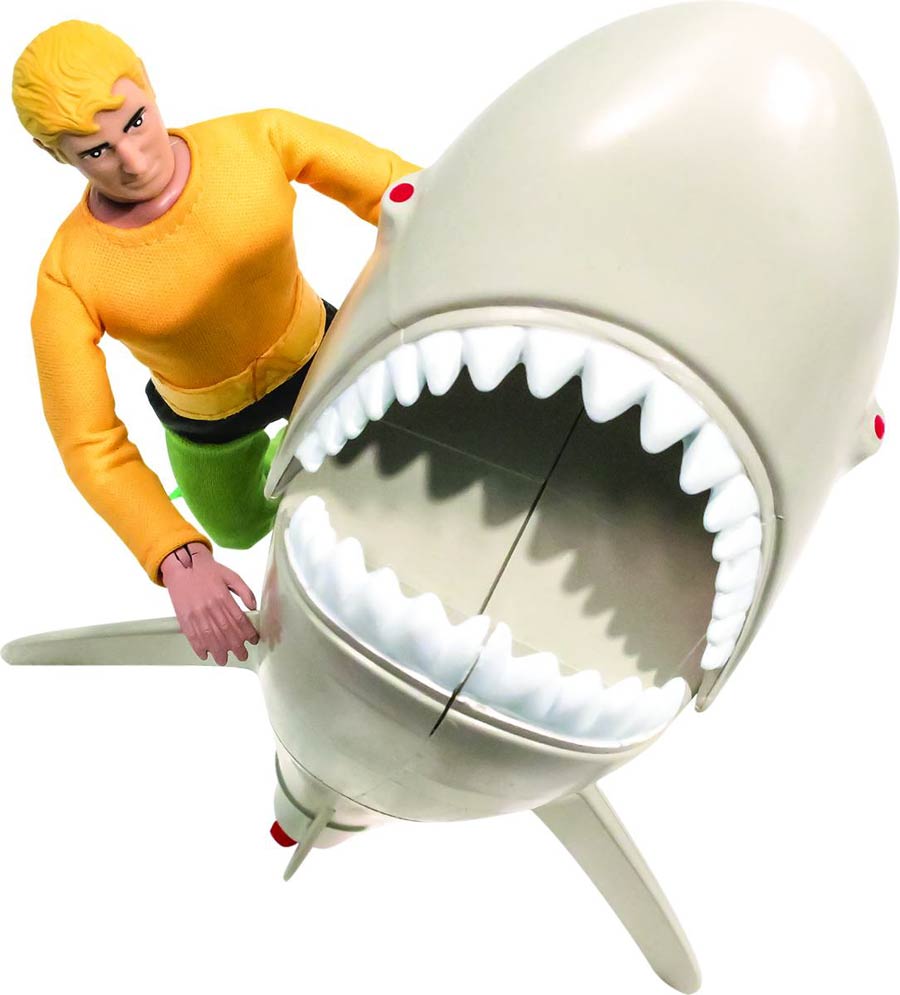 DC Retro Aquaman vs Great White Shark Playset