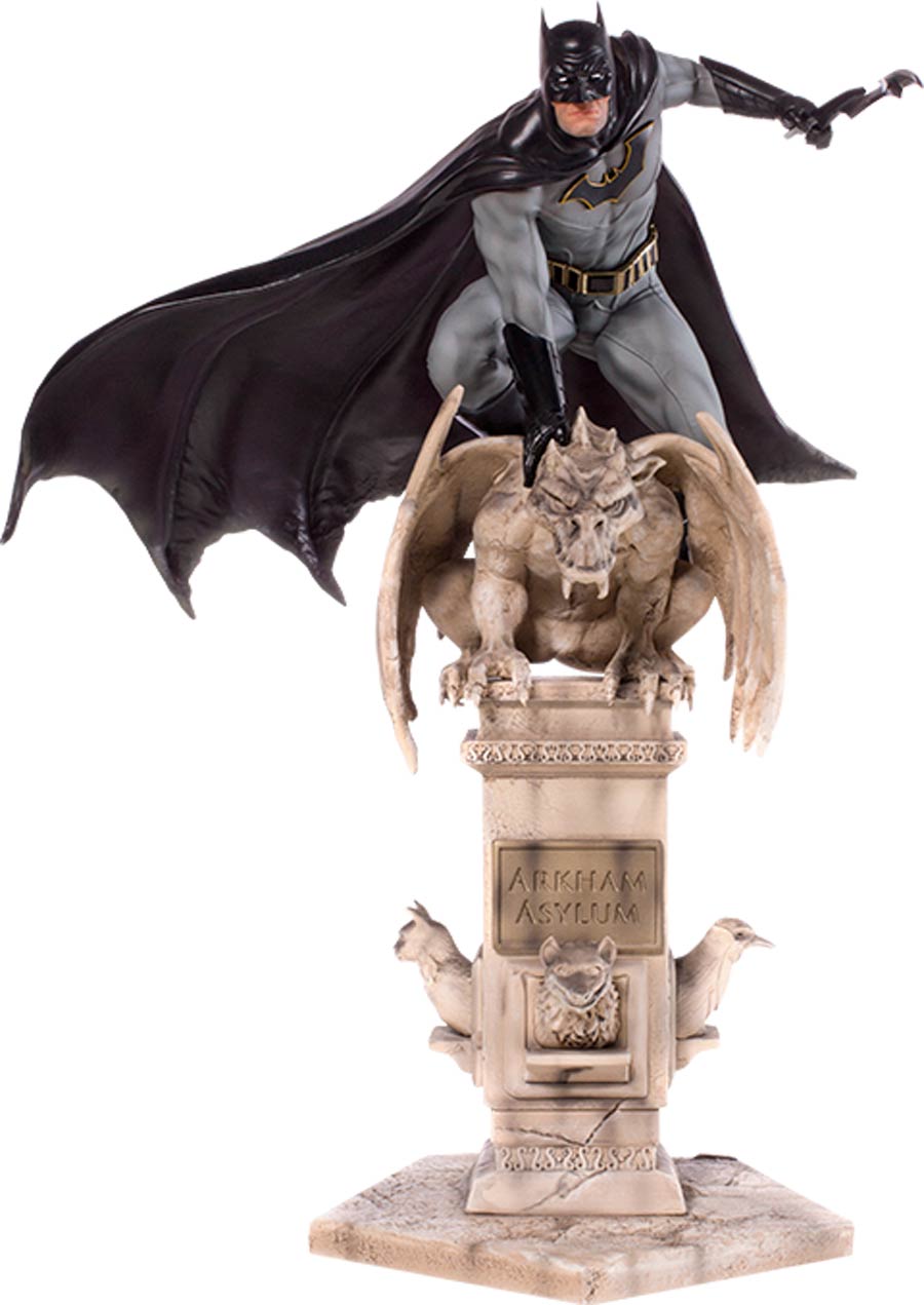 Batman Deluxe Art Scale 1/10 Scale Statue