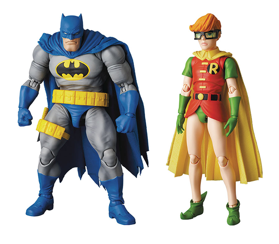 Batman The Dark Knight Returns Batman (Blue Costume) & Robin MAFEX Action Figure Set