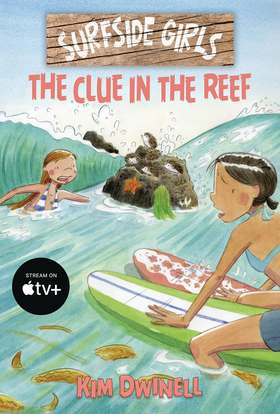 Surfside Girls Vol 3 The Clue In The Reef GN