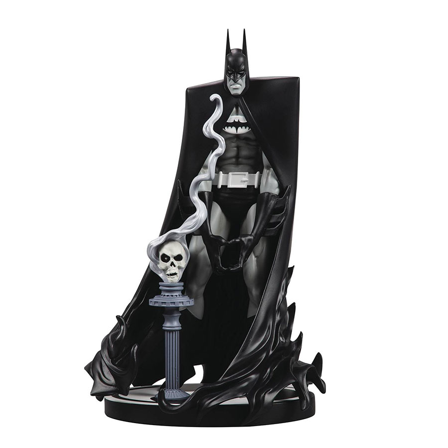 DC Direct Batman Black & White Batman By Bill Sienkiewicz Statue